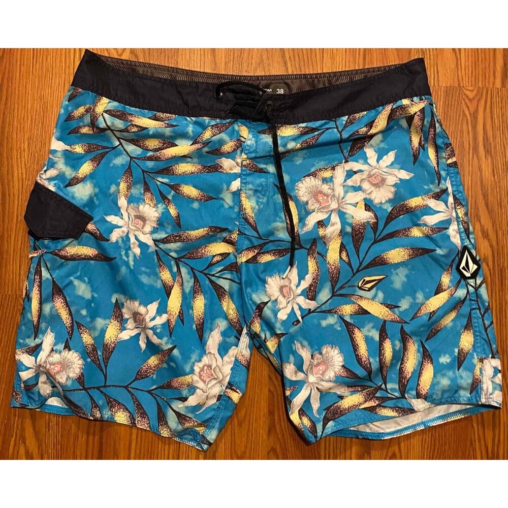 Volcom Tropical Hideout Mod-Tech Board Shorts Mens 38 9" Floral Swim Trunks